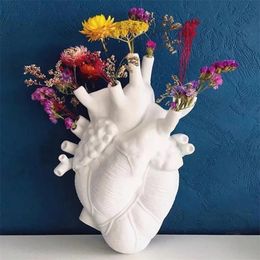 Vase à fleurs en forme de coeur Vase en résine récipient de fleurs séchées Vases Pots Sculpture de corps Pot de fleur de bureau décoration de la maison ornements 240103