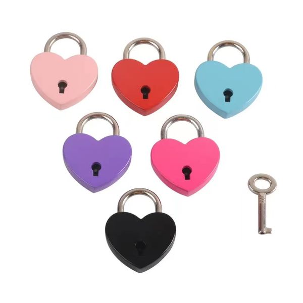 Cadenas à clé en forme de coeur 25 * 32 * 6.5mm Mini serrures de porte en métal vintage Petit sac Valise Boîte à bagages Journal Livre Serrure à clé avec clé 107QH