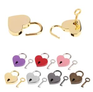 Hartvorm Key hangslot 30*39 mm Vintage metalen Mini -deursloten kleine tas koffer koffie Dagboek Dagboeken Book Key Lock met sleutel