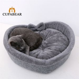 Forme de coeur doux chat confortable lit pour animaux de compagnie pour grand petit chiot chien mignon chaud coussin litière nid panier chenil chaton maison accessoires 220323