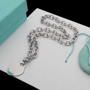 Hartvormige ketting met designer armband sets luxe damesmodepak merk sieraden 3-kleuren met verpakkingsdoos sociale bijeenkomst
