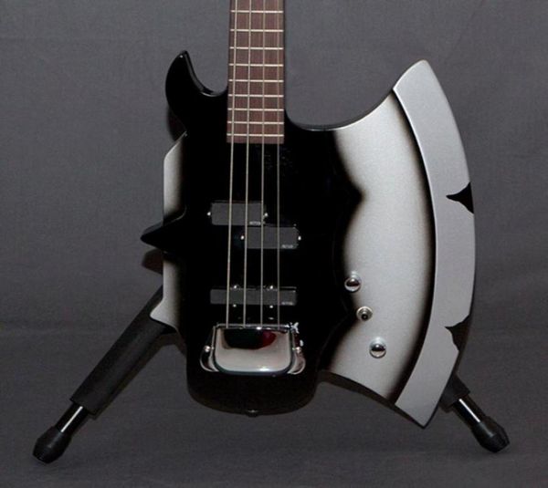 Chopper de metal pesado Gene Simmons Axe Electric Bass Guita Black 4 cuerdas Basos eléctricos Bassor cromado Cubierta de cobertura de recolección a través de Bod6181108