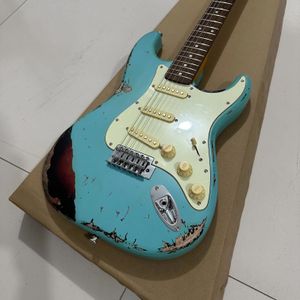 Guitare électrique relique lourde S T, corps en aulne, manche en érable, matériel vieilli, couleur bleue, finition laque Nitro