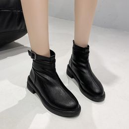 Boots talon femmes chaussures noires en métal