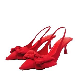 Talons bow chaton troupeau sandales chaussures dame gros orteil pointu moderne nigh club sweet pompes back sangle zapatos mujer rouge cm