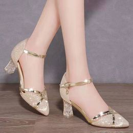 Tacones de calidad Moda para mujeres High Dress Wedding Gold Gold Gold Nightged Toe Sequin Boton Zapatos 230720 81 5