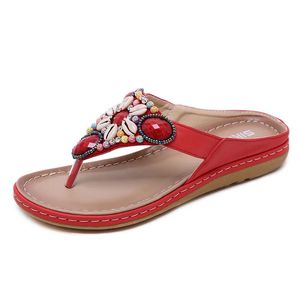 Talons Sandal plat Sandale à la main Retro Bohemia Flipflops Femmes Slippers Chaussures de plage avec coquillages à grande taille 42 Sandalias de Mujer