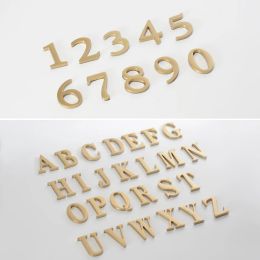 Hoogte 4,5 cm Golden Brass House Nummer en letters Home Decor Huis Villa Hotel Apartment Door Paten Figuren Deur Plaque Bord