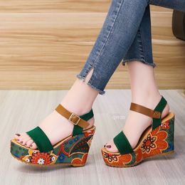 Zapatos de aumento de altura Ocio Bohemia Vcation Estilo Antiguo Tótem Floral Dropship Cuñas Tacones altos Plataforma Sandalias de verano Zapato 230508