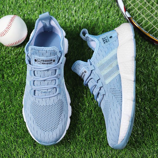 Chaussures augmentant la hauteur baskets pour hommes chaussures de tennis à la mode trois rayures baskets en maille homme été automne chaussures de sport compensées baskets à la mode pour hommes 230822