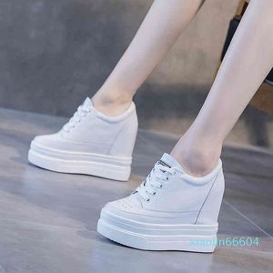 Hoogte toenemende schoenen Women echt leer 11 cm verborgen Wedge Sneakers Platform High Heel Woman Casual White Trainers