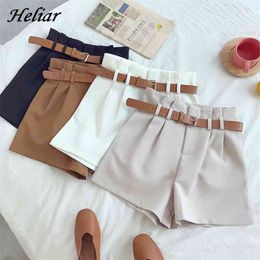 Heliar office dame lente vrouwen shorts solide met sjerpen vrouwelijke zakken casual 210719
