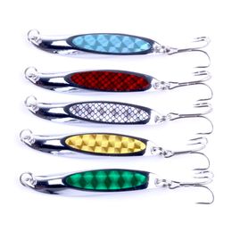 Hengjia 60 stks / partij 5 kleuren spinner lepel vissen lokken metalen jig aas crankbait kunstmatige harde lokken met teble haak 7cm 21G