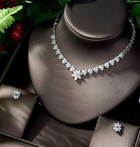 Hibride Luxury Clear Brilliant Crystal Zirconia Boucles d'oreilles et colliers Set Bridal Bijoux Set Weeding Robe Accessories8562865