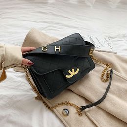 Hoge 2024 Herfst/Winter Nieuwe Mode Lingge Chain Crossbody Veelzijdige Instagram Hot Handheld Schoudertas Vrouwen Handtas