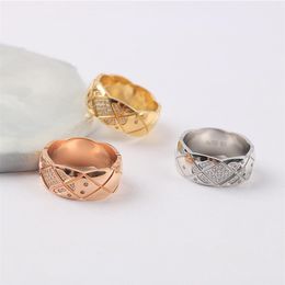 Bague polie à haute bande diamant vérifier conception classique femmes amant anneaux multicolore en acier inoxydable couple anneaux bijoux de mode Who199e