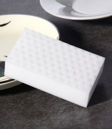 La nano esponja de melamina comprimida de alta densidad se puede doblar 2 veces presionando en blanco comprimida 10 6 2 cm 2170845