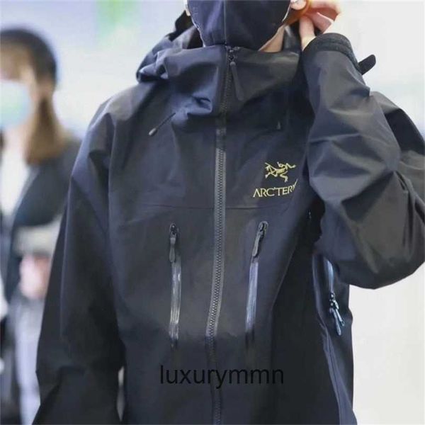 High Designer Luxury Coats Sweaters Hoodies Chaquetas Brand Factory Arct Coats 23 End Bird Brand Explosion Outdoor Hard Shell Bordado Impermeable Viento TSCV