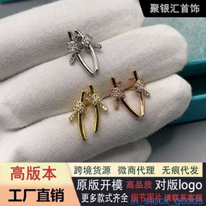 High Edition Original 1to1 Brand Logo Womens Earge Tiffancy S925 Silver V Gold Fashionable Advanced Design Advanced With Diamond Oreing Brocs for Birthday Party Gift