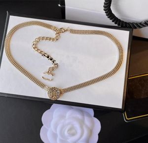 De gama alta 18K Chapado en oro Collares pendientes Marca de diseñador famosa Cadena de cuerda de doble letra Collar de borla larga Mujeres Boda Día de San Valentín Accesorios de joyería