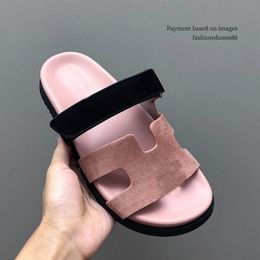 High-end 2024 Nieuwe zomer slippers sandalen luxe ontwerper Outdoor lederen splicing sandalen voor toeristen heren schoenen strand damesschoenen maten 35-45 +doos