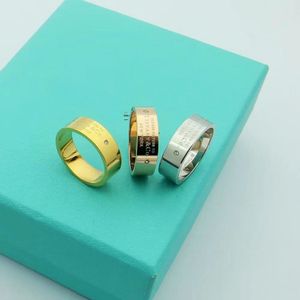 Anillo de alta gama, joyería navideña, anillos de pareja diseñados por diseñadores, productos exquisitos solo para boutique de regalos de Navidad