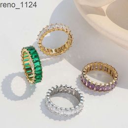 Anillo de circonio cúbico de acero inoxidable chapado en oro de 18 quilates con circonita cúbica y Baguette colorido rosa, verde y morado de gama alta