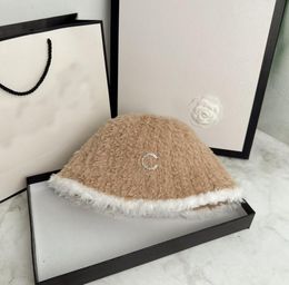 Diseñador de alta gama 6styles sólidos sombreros de cubo de la marca Triangle Marca impresión de letras anchas Winter Winter Wanting Warm Deckle Edge Fisherman Hat Fashion Fashion Fashion