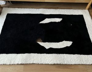 Designer haut de gamme Black White Carpet français Classicold Flower Logo Rectangular Carpet Bedside Carpet Anti Encant Home Decoration Carpet Mat de sol en boucle en boucle