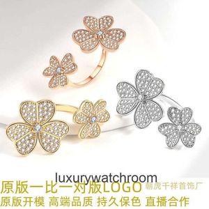 Anneaux de créateurs haut de gamme pour Vancleff Clover Ring Femelle Double Fleur Full Diamond Open Ring Petals Simple Fashion Live Broadcast Original 1: 1 avec un vrai logo