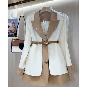 High-end ontwerpers chique Franse nep tweedelig pak lange mouw jasje witte blazer dames trenchcoat hkd230825