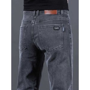 High -end modieuze en trendy jeans voor heren herfst winter 2023 nieuwe rechte buis losse informele veelzijdige lange broek