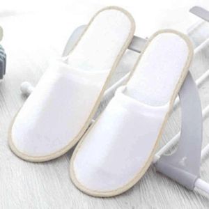 Zapatillas desechables para habitaciones de hotel de gama alta Tela no tejida Hoteles de cinco estrellas Inn Homestay Home Antideslizante Transpirable Wicking Aliviar la fatiga Anti-radiación