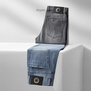 Jeans High End Jeans Mens Fit de pierna recta Pantalones casuales 2024 Primavera/verano Nuevos pantalones de hombre lavados de negocios de moda y versátiles