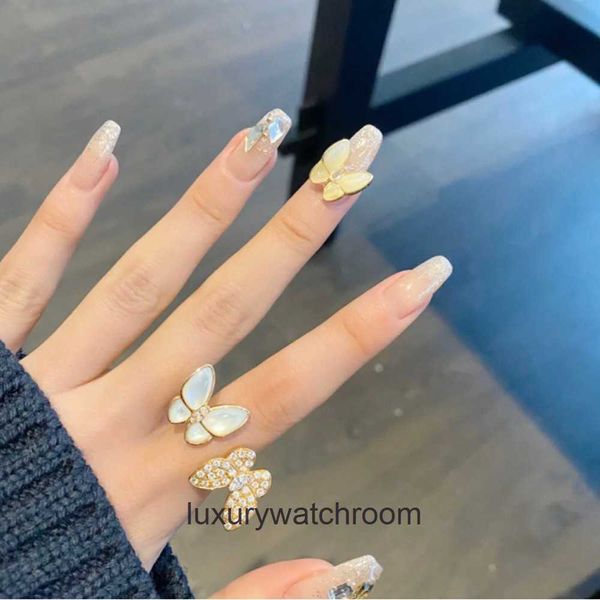 Roches de bijoux haut de gamme pour Vancleff Femmes V Gold Board Fritillaria Double Space Putain de diamant Rague Oeil de cheval Double papillon