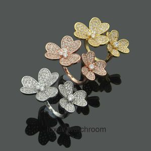 Bijoux haut de gamme Anneaux de bijoux pour Vancleff Femmes Asie Bijoux en or Asian Double Fleur Clover Full Diamond Ouver