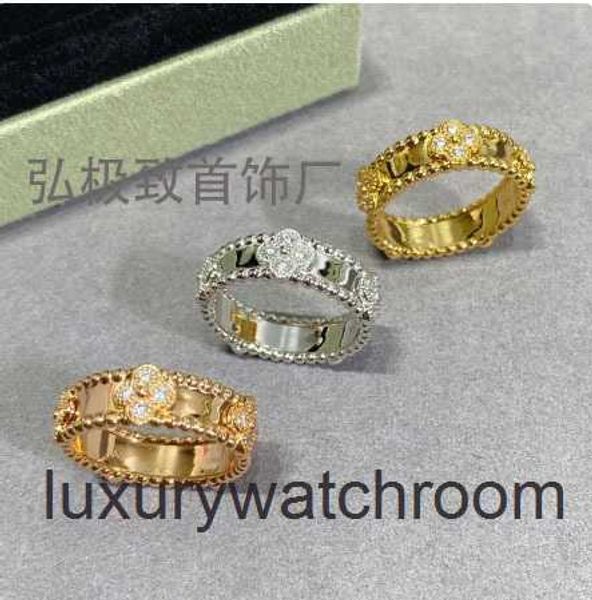 Anneaux de bijoux haut de gamme pour Vancleff Womens Vgold Four Leaf Clover Kaléidoscope Anneau pour les femmes avec une bague de conception de bord de perle en diamant en or 18 carats d'or