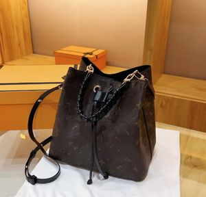 Haut de gamme en cuir femmes sac ancien cordon seau sac femme sac à bandoulière automne et hiver grande capacité sac nouveau