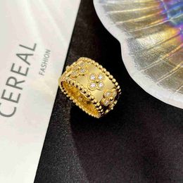 High-end luxe ring fanjia hoge versie v goud dik vergulde 18k Mijin klaver caleidoscoop bloem bloemblaadjes gepersonaliseerd