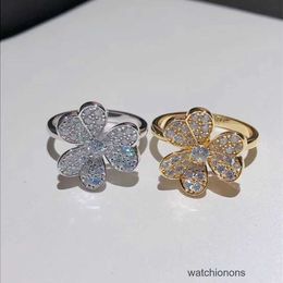 Anneau de luxe haut de gamme V Ventils d'or Trifolium Trifolium Trifolium 18 carats plaqués or avec un diamant plein de diamant Luck