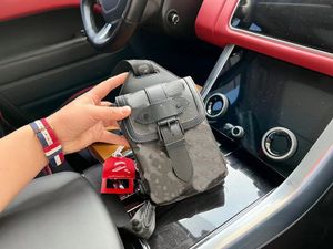 Bolso de pecho M45912 de gama alta, bolso de hombro para hombre, bolso de diseñador de moda de marca de lujo, nuevo bolso diagonal portátil de gran capacidad, billetera de configuración original 2023