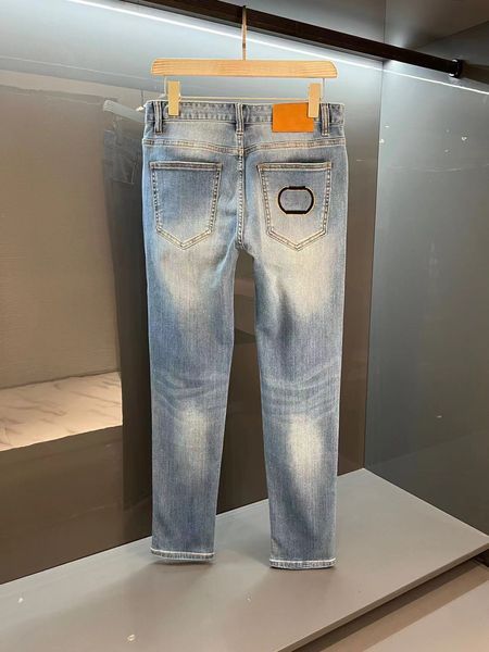 Jeans pour hommes haut de gamme jeans délavés stretch de créateur homme classique brodé automne pantalon à neuf cents