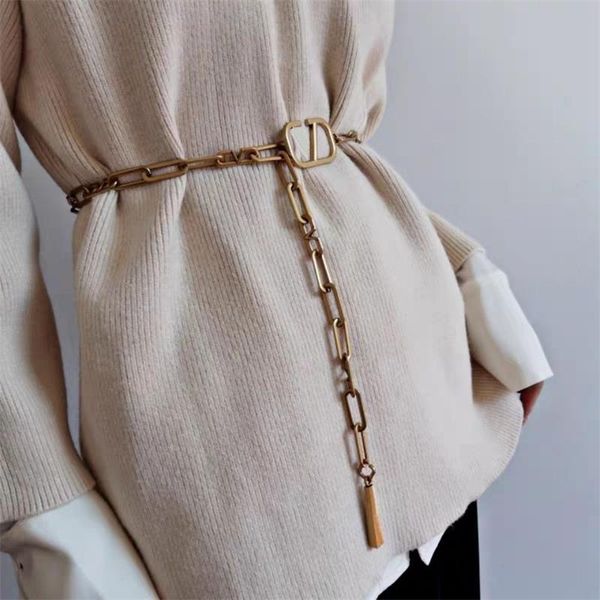 Cinturón de cadena de metal de gama alta Cinturones con letras Mujer Moda Versátil Ligero Cadenas de cintura de lujo Hombres Cinturón de diseñador