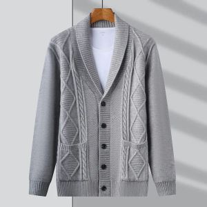 Cardigan tricoté en jacquard personnalisé haut de gamme pour hommes, pull décontracté coréen à la mode, col châle, nouvelle collection automne et hiver 2023