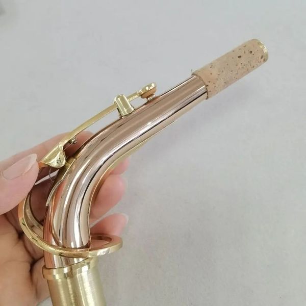 Tube de bouche de saxophone alto en or rose haut de gamme, en bronze phosphoreux, ton du cou plié à travers des accessoires transparents et lumineux