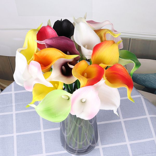 Simulation haut de gamme sentir Pu Mini Calla Lily vraie touche fleur décoration maison mariage Arrangements floraux accessoires de photographie