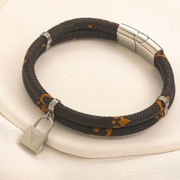 High-end stijlen roestvrij staal hoekarmband luxe heren dames 18K vergulde armbanden merkontwerper lederen bloemenprint polsband kerst sieraden