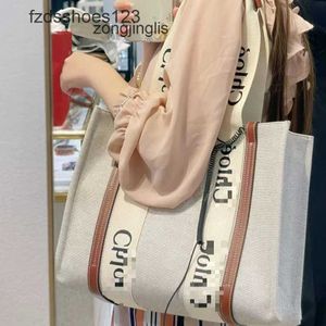 Tote haut de gamme Portable Hands Femme Designer Outlet Cloee Broidered Handbags Sacs Tolebag Handbag Sac à main