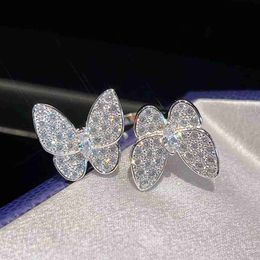 Bonnes de créateurs de marque Vancefe haut de gamme pour femmes S925 Pure Silver Full Diamond Double Butterfly Ring For Women Light Senior Brand Logo Designer Bijoux