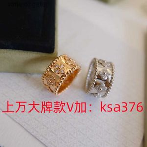 Haut de gamme de créateurs de marque Vancefe pour femmes V Gold Kaleidoscope Ring Wide et étroite Diamond Diamond 18K Rose Gold Flower Senior Brand Logo Designer Bijoux